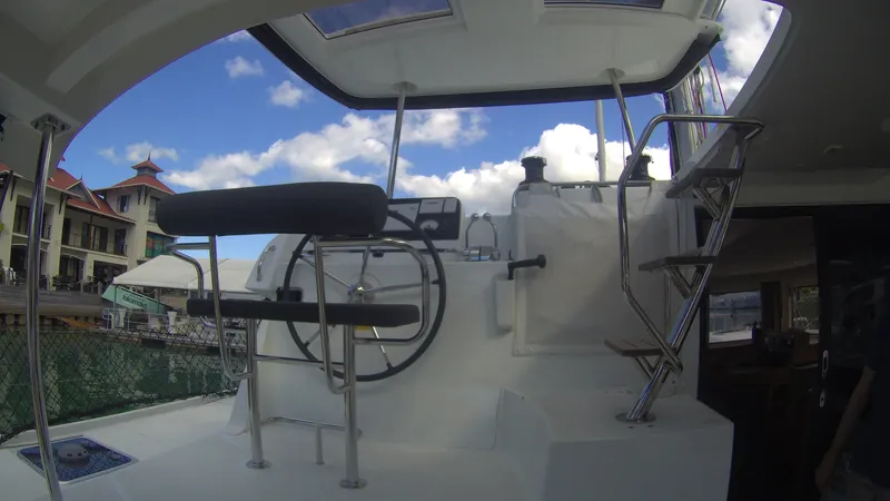 Photo #7 - LAGOON 42 | 2017 | WATERMAKER (Manaha) in Mahe - 26021
