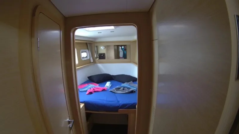 LAGOON 42 | 3 CABINS + 2 FRONT PEAKS | 2017 (Bingo)  - 10