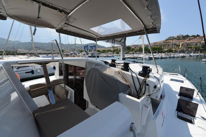 Photo #8 - LUCIA 40 2018 (MANOA) en Calvi - 26316