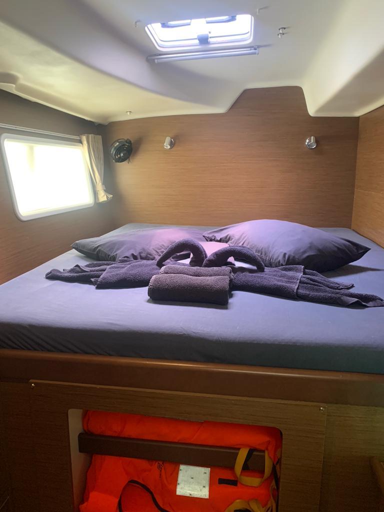 Photo #9 - LAGOON 380 (4 CAB+2) |2018 (Pampero) in Mahe - 26434