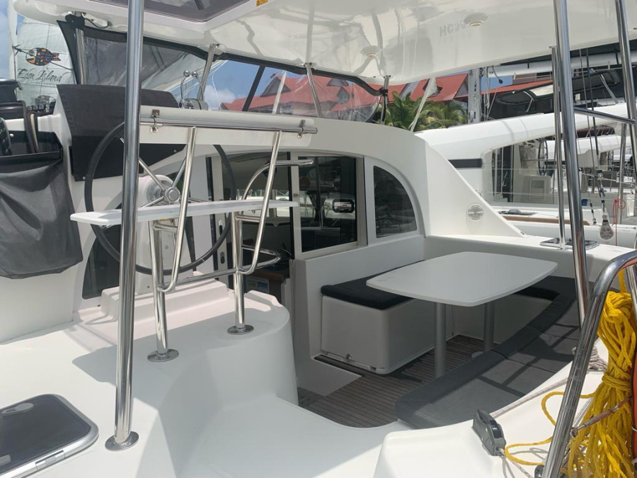 Photo #4 - LAGOON 380 (4 CAB+2) |2018 (Pampero) in Mahe - 26434
