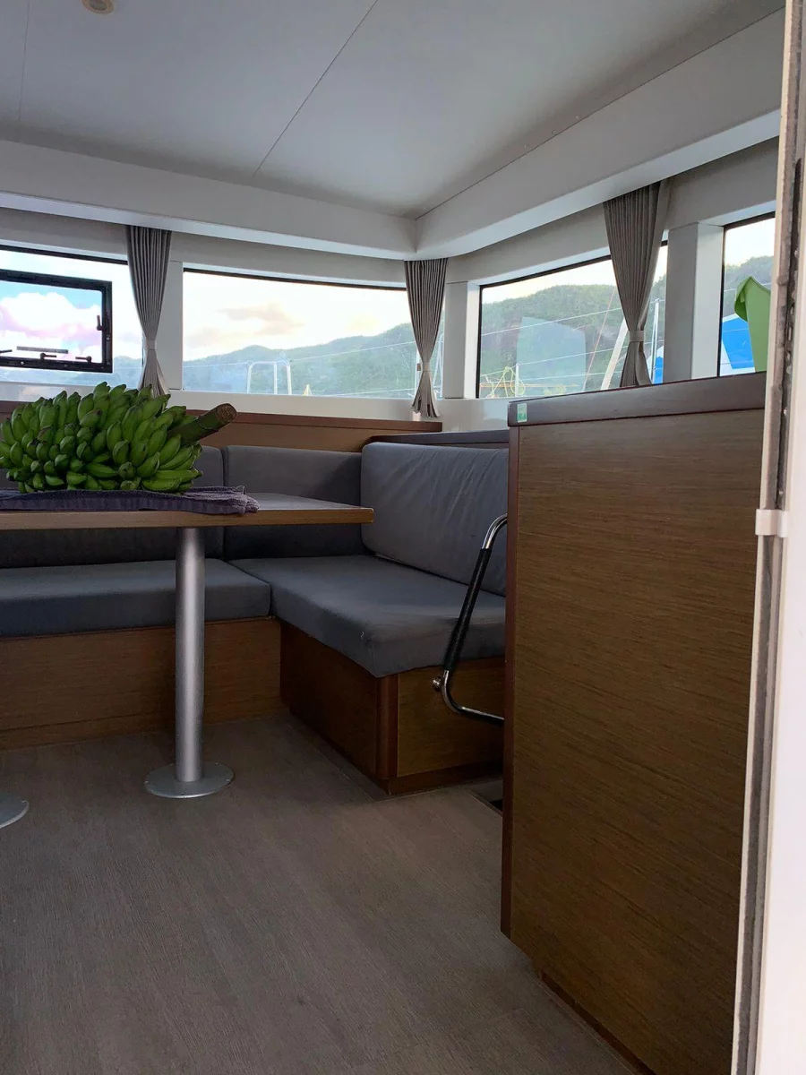 LAGOON 40 (4 CABS + 2) | 2 SDB | 2019 (Cotopaxi)  - 10