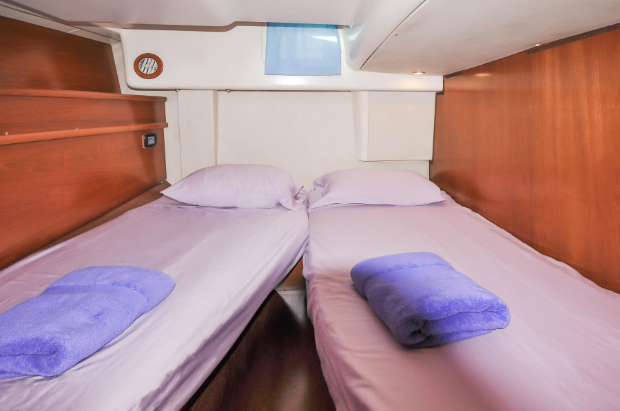 Photo #9 - SUN ODYSSEY 54DS (WINDWARD SPIRIT) en Laguna Azul - 26692
