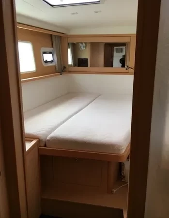 LAGOON 450 SPORTOP | 2018 | WATERMAKER (AROME)  - 12