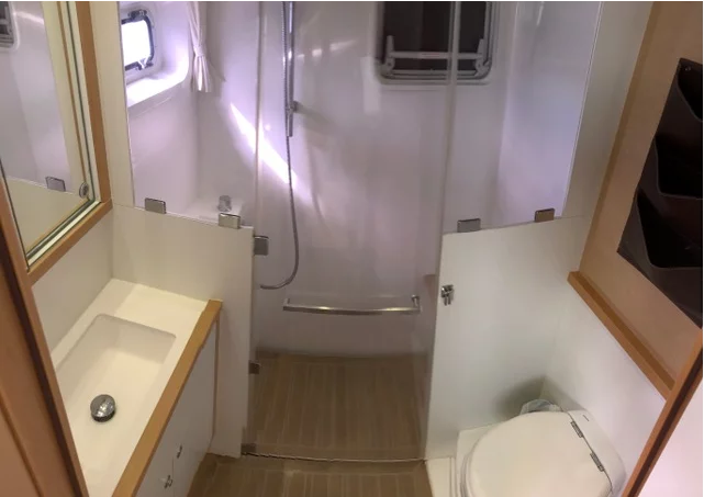 LAGOON 560 (BACCHUS)  - 9