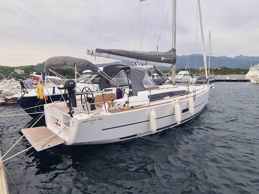 Photo #21 - DUFOUR 360 | 2022 (DZAMA (SUNDAY)) en Bonifacio - 26736
