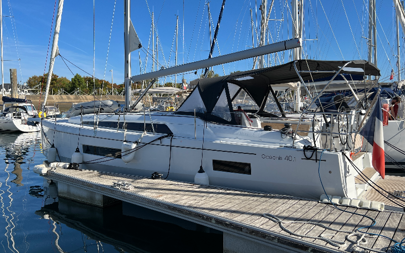 Photo #13 - OCEANIS 40.1 (RAZ KAIOU) in Port du Crouesty - 26750