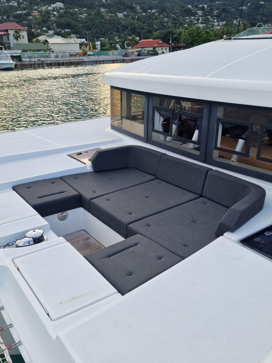 Photo #6 - LAGOON 52 | 2016 REFIT 2023 | WATERMAKER/AC/ (TAKAMAKA) en Mahé - 26807