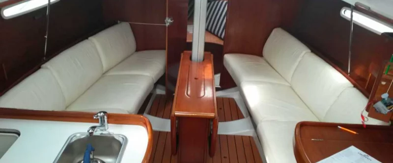 FIRST 31.7 (2 CAB) (KERJONATHAN)  - 5