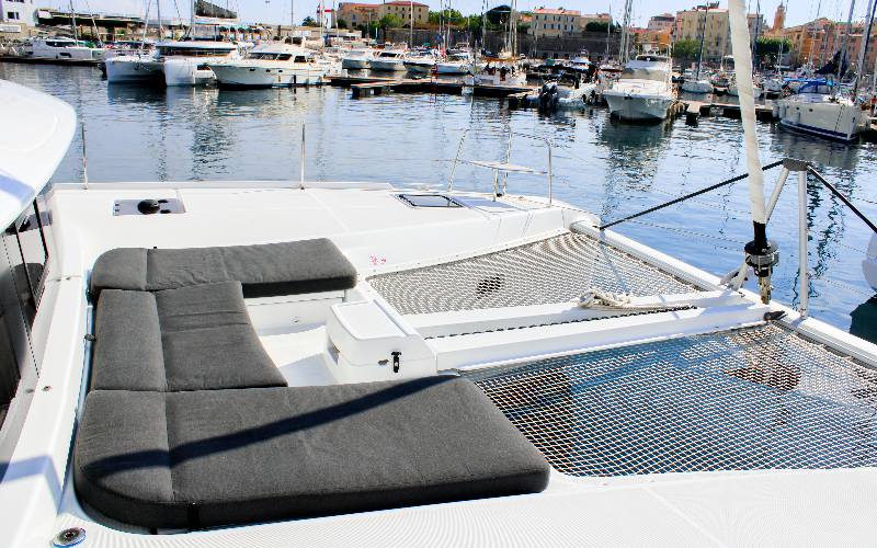 Photo #13 - LAGOON 46. (4 CAB + 2P + CARRE) (L ORCEO) in Ajaccio - 26924