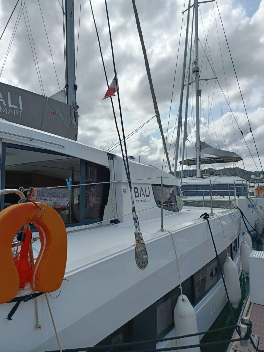 Photo #2 - BALI 3.8 CATSMART POUCETTE (Poucette) in Le Marin - 27098