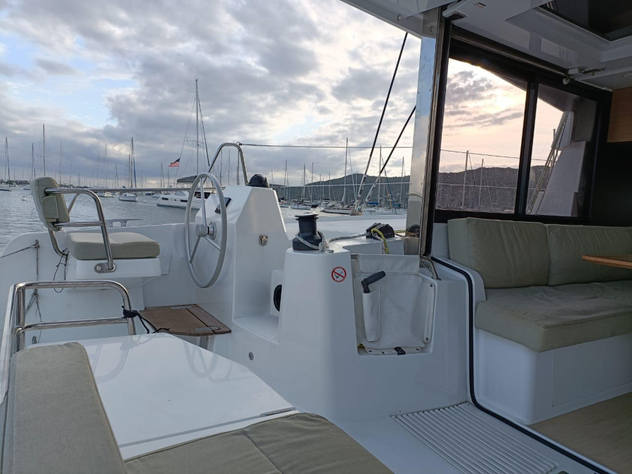 Photo #6 - BALI 3.8 CATSMART POUCETTE (Poucette) in Le Marin - 27098