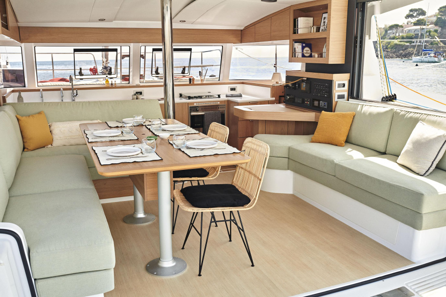 Photo #4 - BALI 3.8 CATSMART (ORE ET PHILIPPE) en Le Marin - 27142
