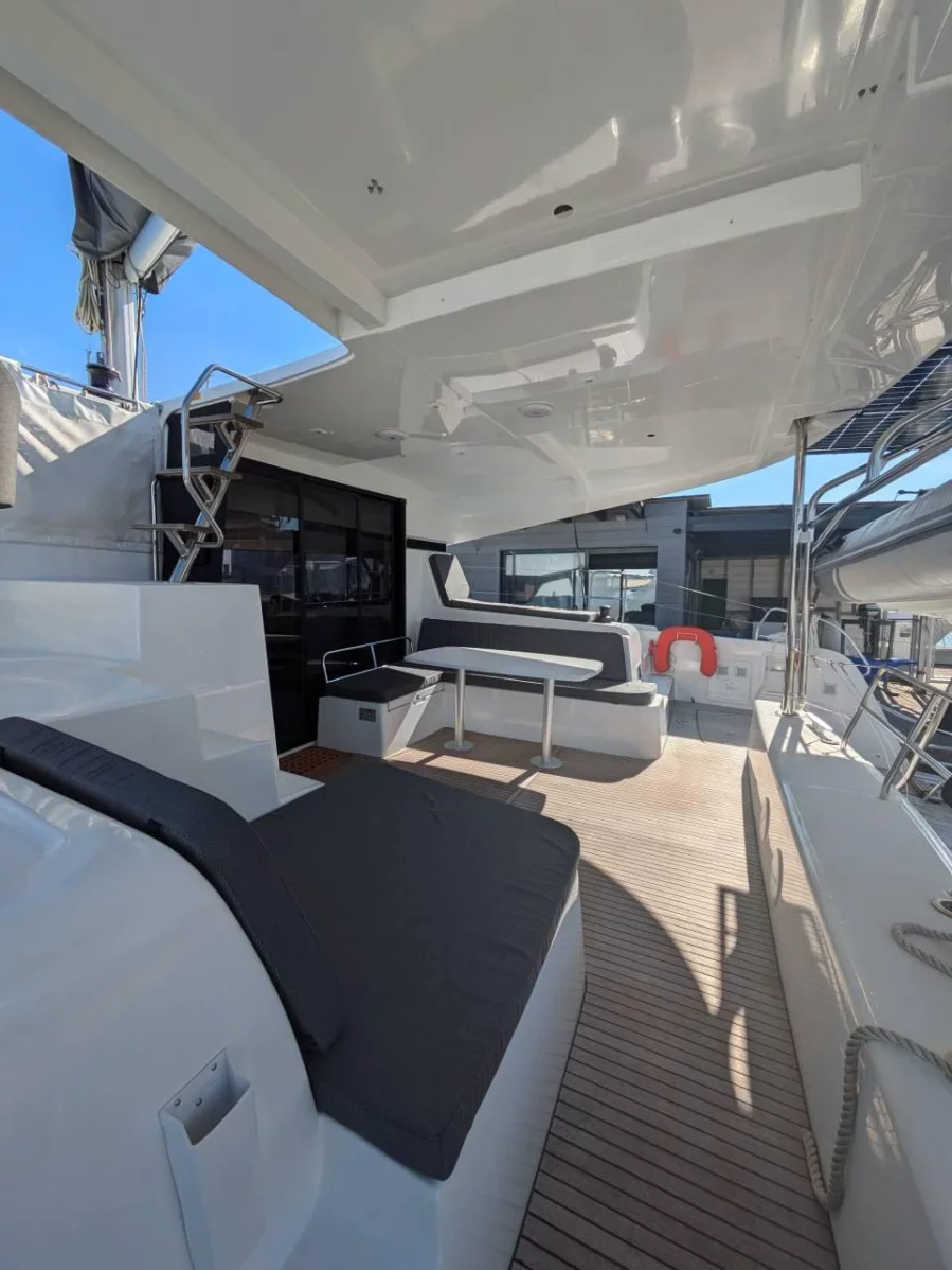 LAGOON 42 2025 (PETITE TERRE)  - 202