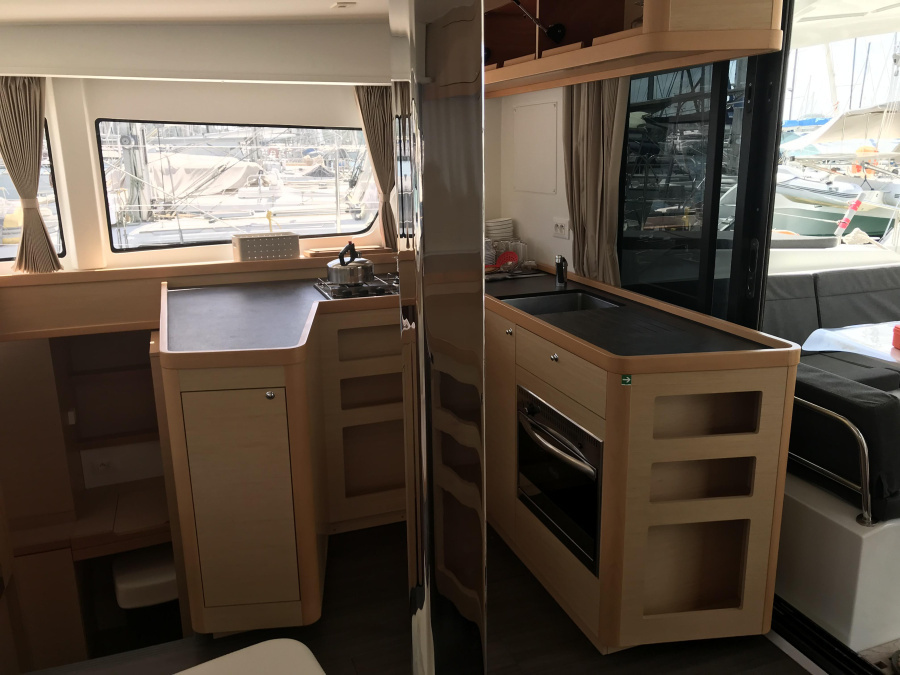 Photo #13 - LAGOON 42 Owner version (BENEDETTO) in Laguna Blu - 27168