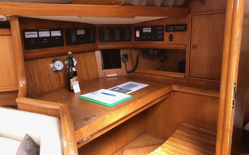 Photo #7 - SUN ODYSSEY 45 (4 CAB) (LE BOURLINGUEUR) en Port du Crouesty - 27265