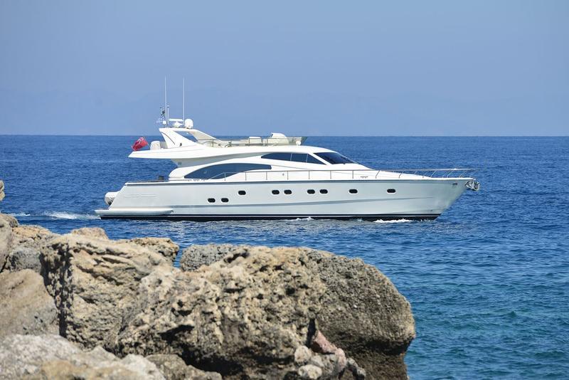 Photo #1 - Ferretti Yachts 68 (Mary) en New Marina - 27299