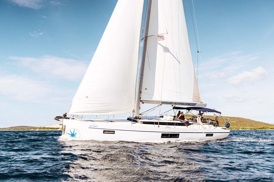 Photo #1 - Bavaria C57 Holiday (Juliamy) in Yachtclub Seget (Marina Baotić) - 27398