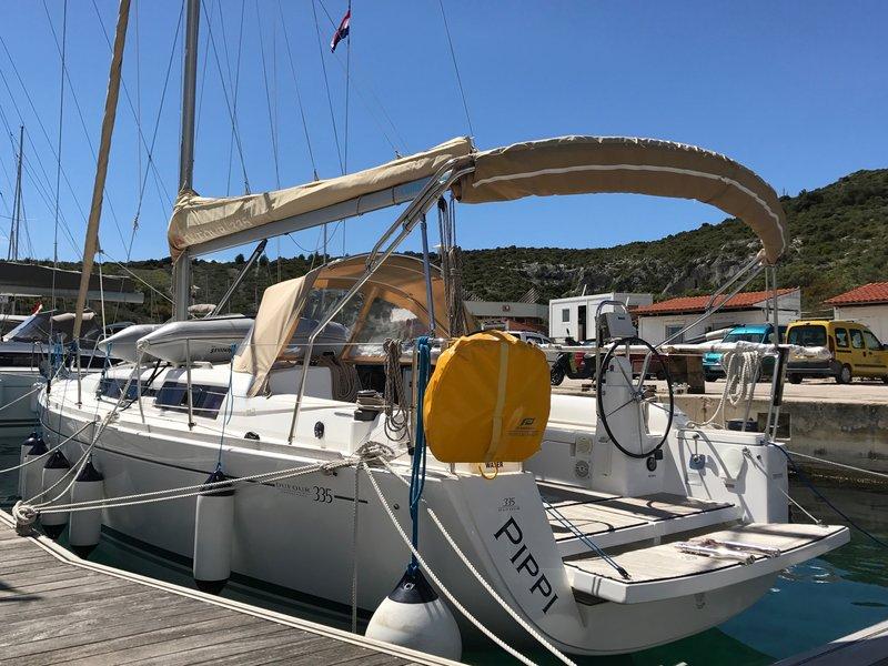 Photo #1 - Dufour 335 GL (Pippi) in Marina Kremik - 27639