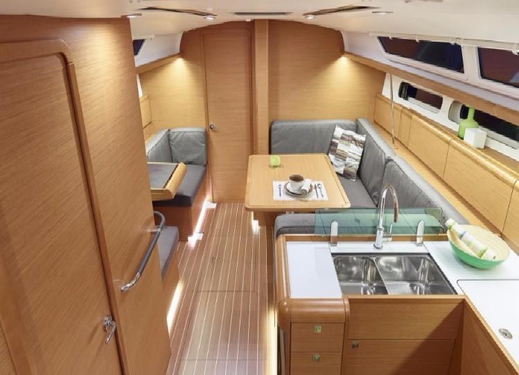 Photo #1 - Sun Odyssey 419 - 3 cab. (ALLEGRO) in de Mallorca, Marina Naviera Balear - 27670