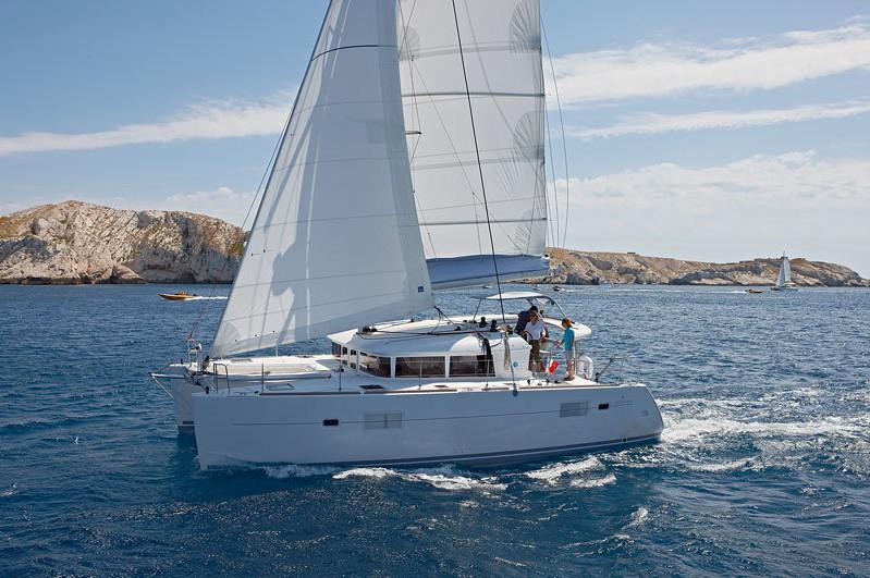 Photo #1 - Lagoon 400 S2 - 4 + 2 cab. (MREZNICA) in Šibenik, Marina Zaton - 27750