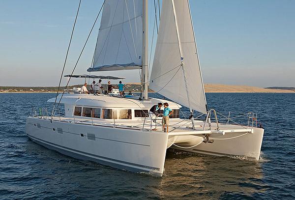 Photo #1 - Lagoon 620 - 6 + 2 cab. (DREAM BEAUTY) en Palm Cay Marina - 28197