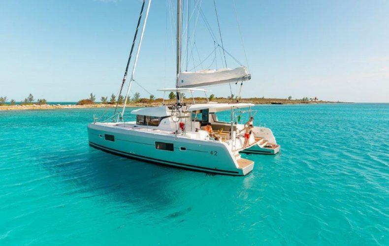 Photo #1 - Lagoon 42 - 4 + 1 cab. (Stella) in BVI, Tortola, Ritter House Marina - 28719
