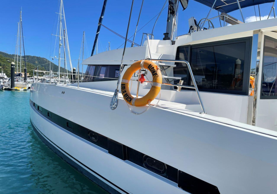 Photo #1 - Bali 4.3 (ALCINA) in Whitsundays, , Coral Sea Marina - 28997