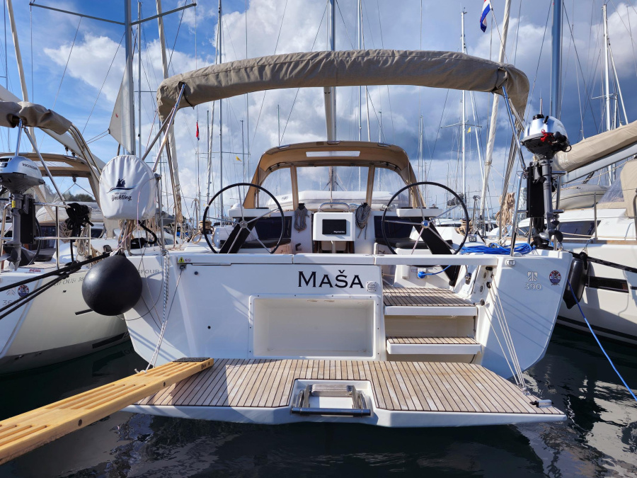 Photo #1 - Dufour 390 GL (Maša) in Marina Frapa, Rogoznica - 29216
