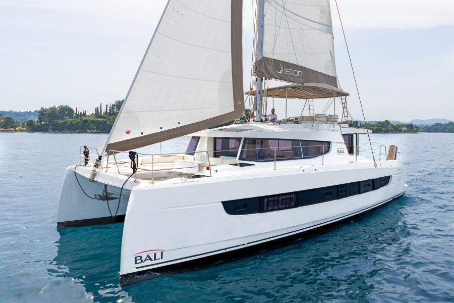 Photo #1 - Bali 4.8 - 6 cab. (Laguana) in Corfu, Gouvia Marina - 29249