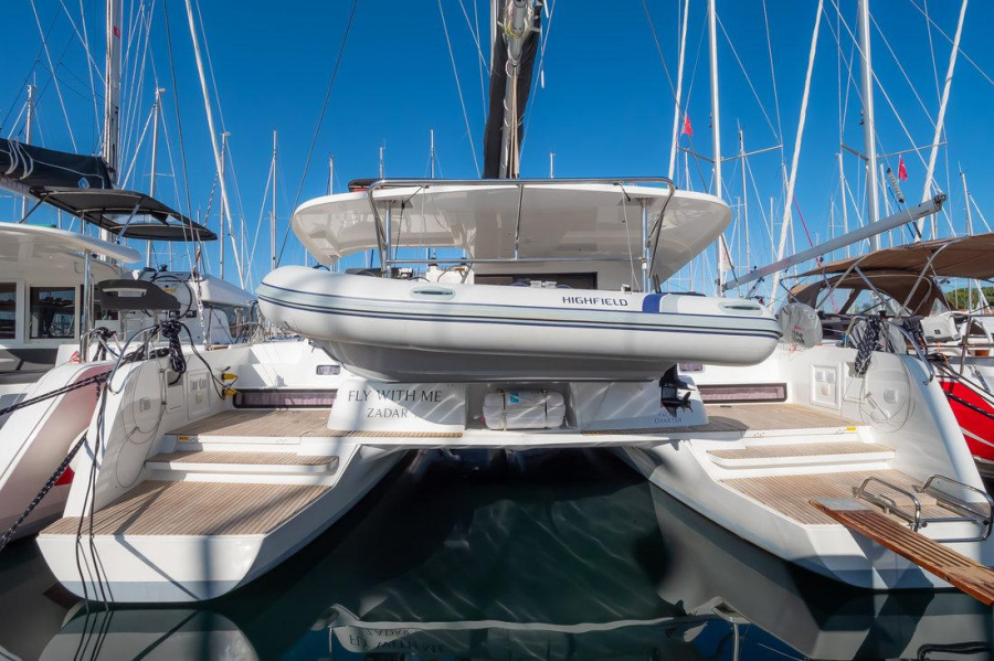 Photo #1 - Lagoon 42 - 4 + 2 cab. (Fly With Me) en Marina Kornati - 29261