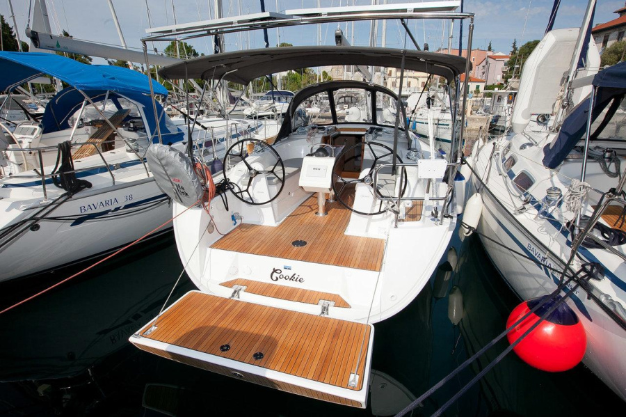 Photo #1 - Bavaria Cruiser 34 Style (Cookie) en Marina (ex. Tankerkomerc) - 29319