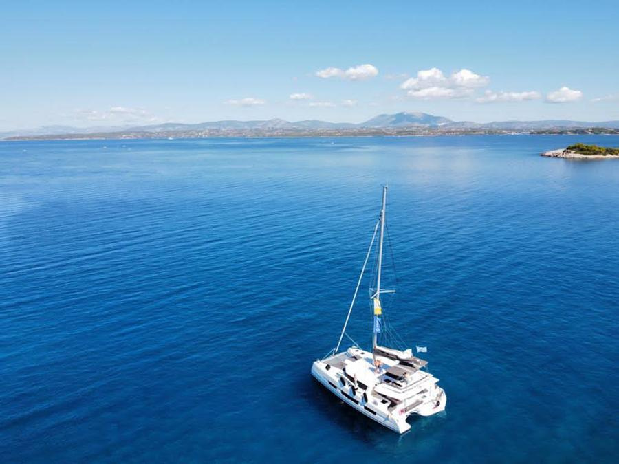 Photo #1 - Dufour 48 Catamaran - 5 + 1 cab. (My Blue Heaven) in s, Alimos marina - 29348