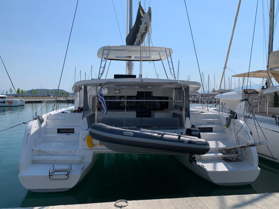 Photo #1 - Lagoon 46 - 4 + 2 cab. (Selene) en Marina - 29358