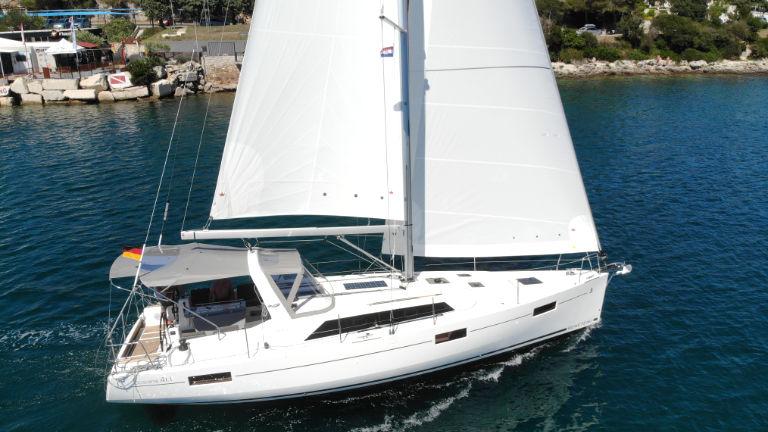 Photo #1 - Oceanis 41.1 (Pauline) in Marina Tehnomont Veruda - 29374