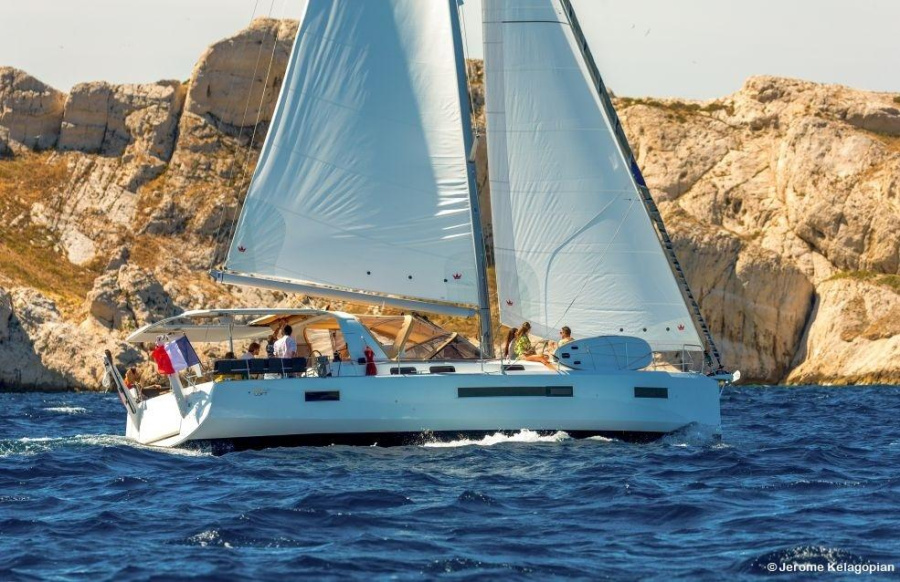 Photo #1 - Sun Loft 47 - 6 + 1 cab. (PYROLE) in BVI, Hodge's Creek Marina - 29381