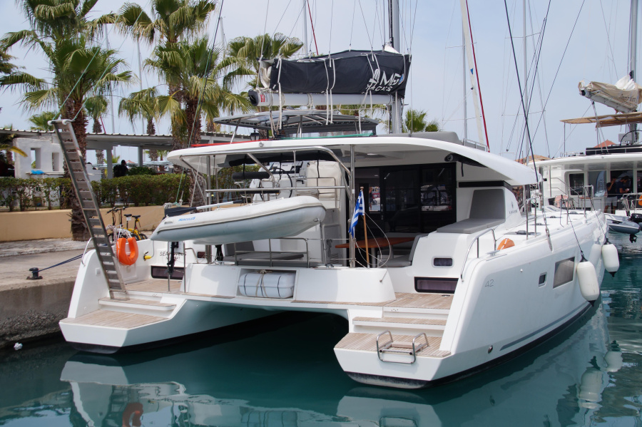 Photo #1 - Lagoon 42 - 4 + 2 cab. (Sea novels) in Lefkas, D-Marin - 29479