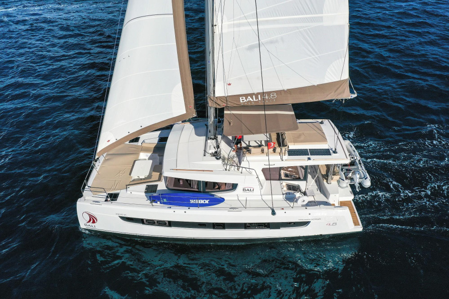 Photo #1 - Bali 4.8 - 6 cab. (Vaya Con Dios) in Marina - 29616