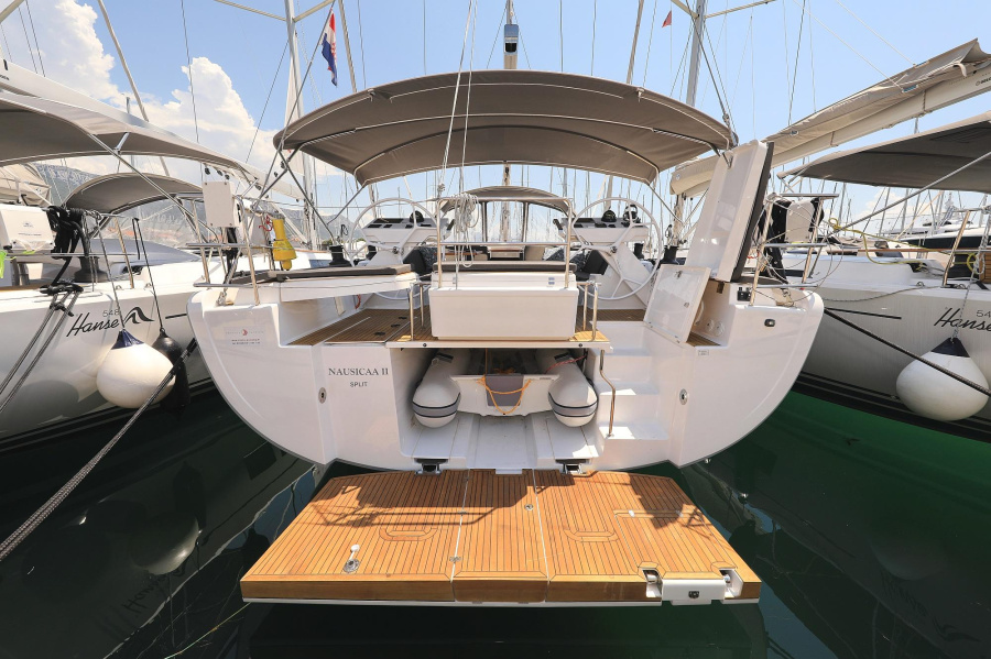 Photo #1 - Hanse 588 - 4 + 1 cab. (Nausicaa II) in Marina - 29626