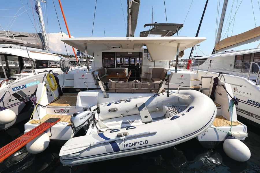 Photo #1 - Fountaine Pajot Lucia 40 - 4 cab. (Canopus) en Marina Hramina - 29708