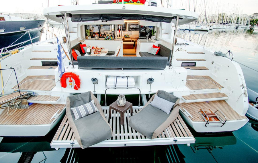 Photo #1 - Lagoon 46 - 4 + 2 cab. (Alice) in Alimos marina - 29835