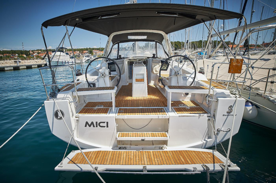 Photo #1 - Oceanis 38.1 (Mici) in Marina Kornati - 30017