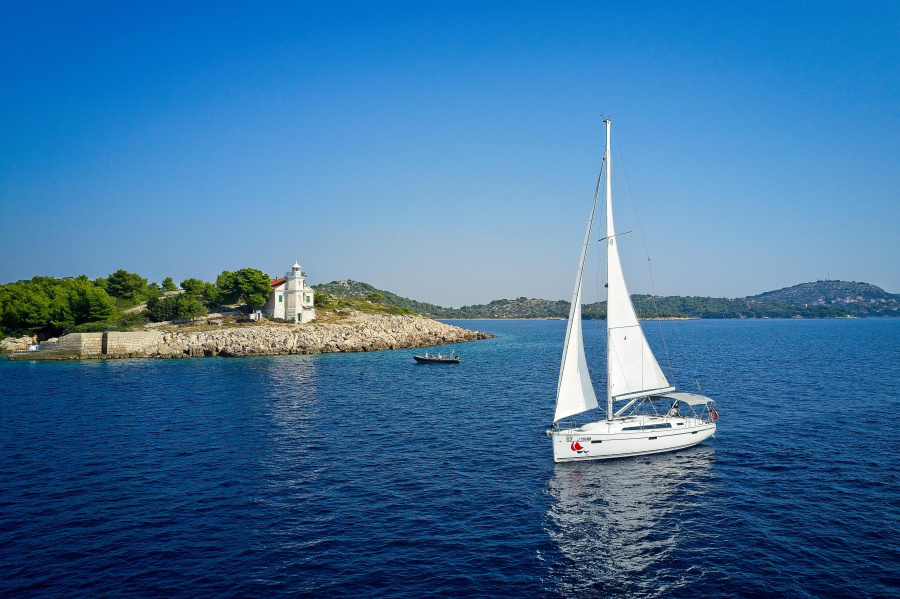 Photo #1 - Bavaria Cruiser 41 - 3 cab. (MH 61) in Marina Hramina - 30080