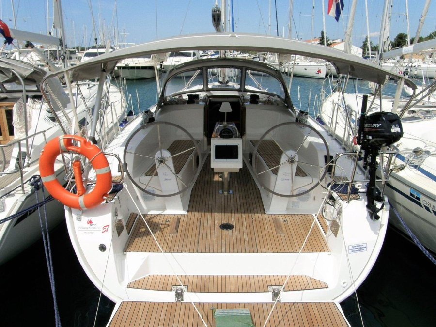 Photo #1 - Bavaria Cruiser 41 - 3 cab. (MH 63) in Marina Hramina - 30082