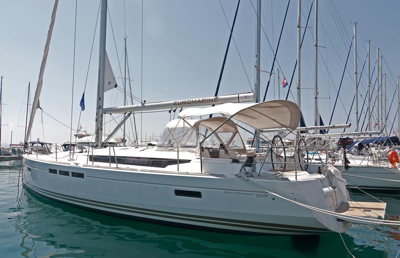 Photo #1 - Sun Odyssey 509 - 5 cab. (Aqua Kiss) in ACI Marina - 30406