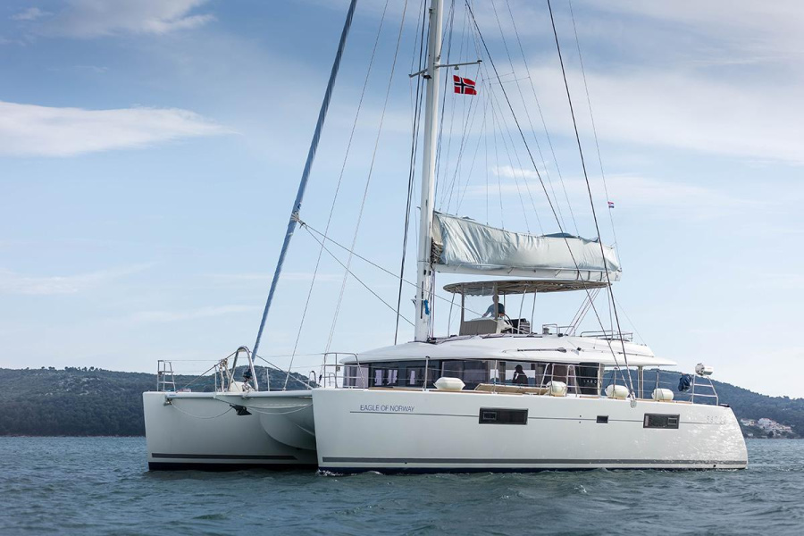 Photo #1 - Lagoon 560 S2 - 5 + 1 cab. (Eagle of Norway (Crewed)) en Yachtclub Seget (Marina Baotić) - 30526