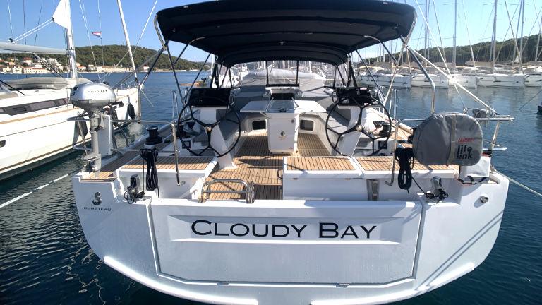Photo #1 - Oceanis 51.1 - 3 + 1 cab. (Cloudy Bay) in Marina Frapa - 30570