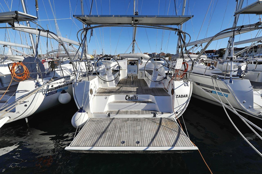 Photo #1 - Bavaria Cruiser 46 - 3 cab. (Challi) in Marina Tehnomont Veruda - 30626