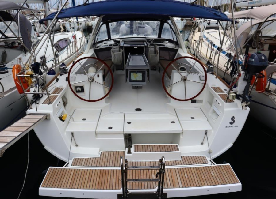 Photo #1 - Oceanis 41 (Ecstasea) en Athens, Alimos marina - 30794