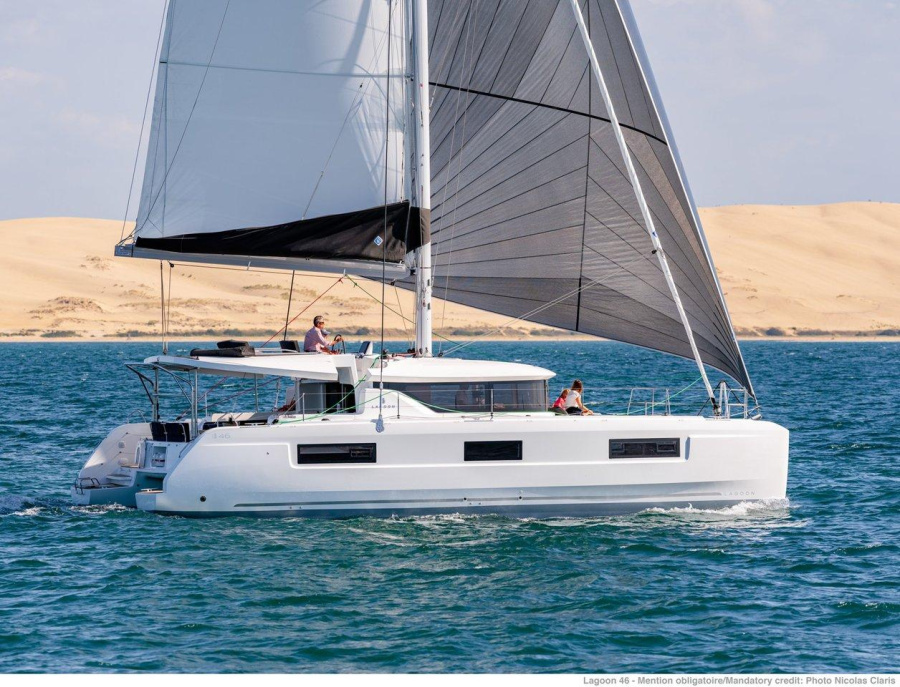 Photo #1 - Lagoon 46 - 4 + 1 cab. (Sundowner) in Main Port - 30821
